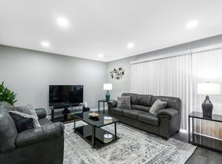 570 E Higgins Rd #ID1301333P, Elk Grove Village, IL 60007