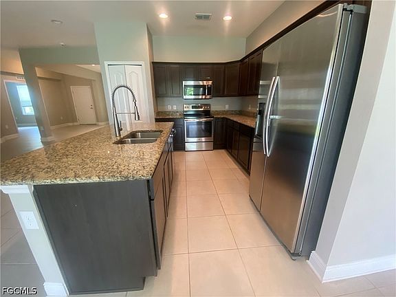 5th image of 1733 SW 38th Lane Cpe