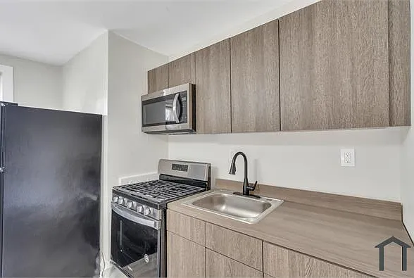 6702 Oakley St #A — Photo 18