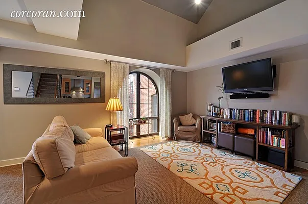 Rented by Corcoran | media 13