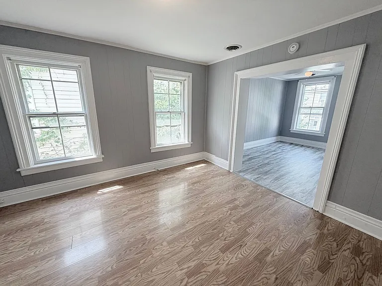 170 Lancaster St — Photo 3