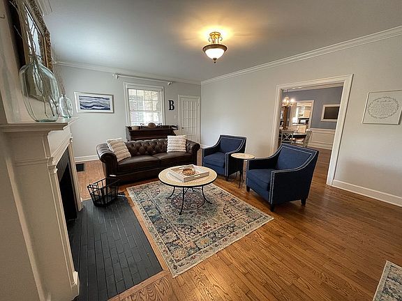5th image of 101 Blackburn Ct