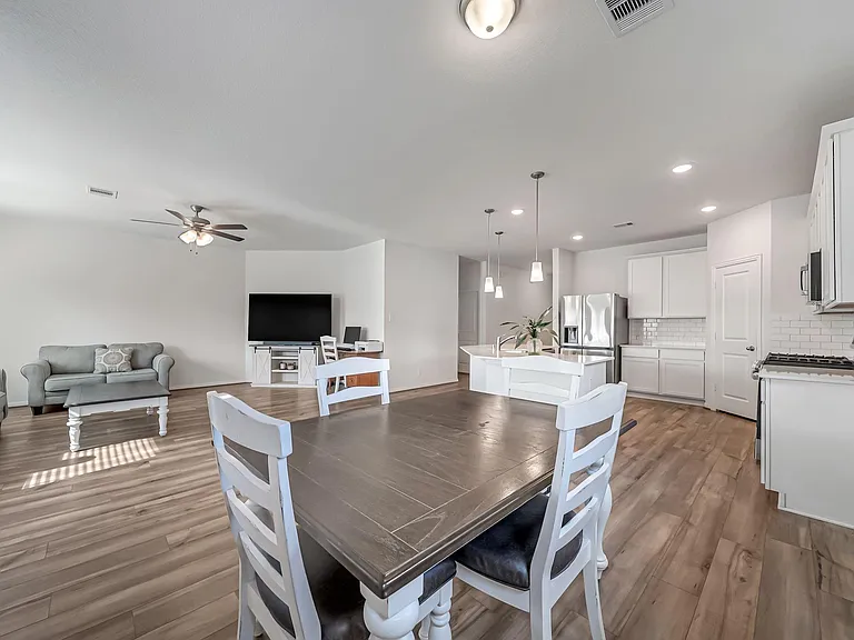 15250 White Moss Dr — Photo 9