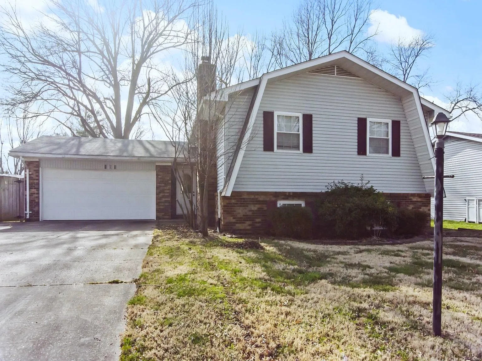 101 Urban Way Dr photo 1