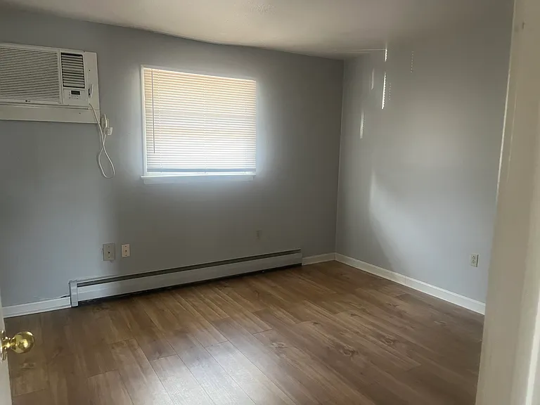 4501 S 6th St #14 — Photo 4