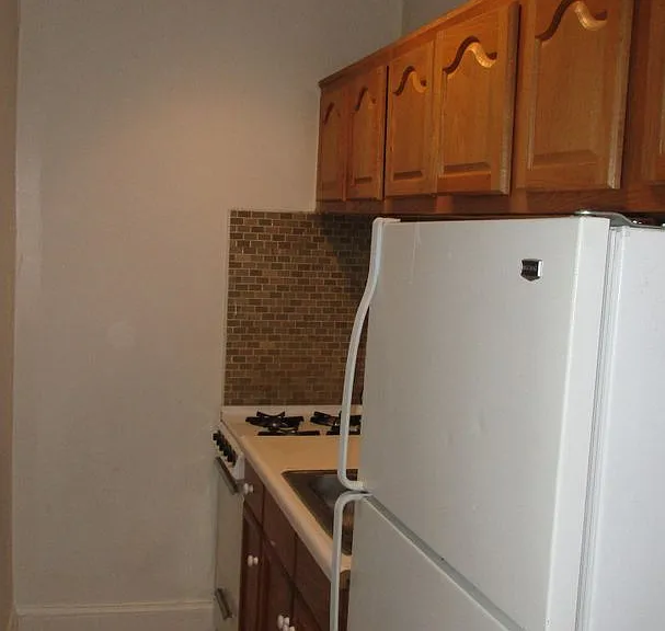 2824 Saint Paul Street — Photo 7