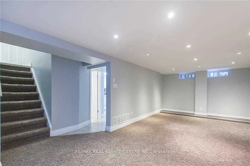 2 bed, $1,599 — Photo 3