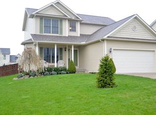 1048 Brittingham Dr, Ravenna, OH 44266