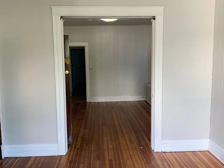 448 Yates St — Photo 8