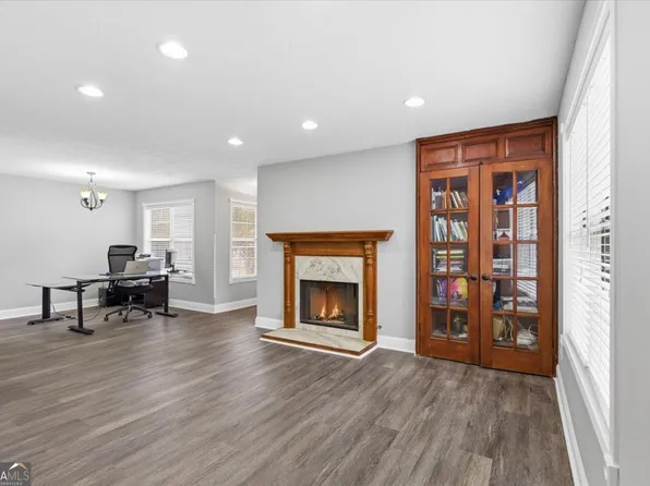 307 Glenleaf Dr, Peachtree Corners, GA 30092