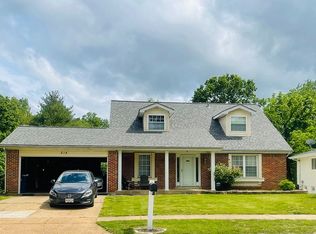 618 Clear Creek Ct, Ballwin, MO