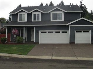 1402 NE 18th Pl, Canby, OR