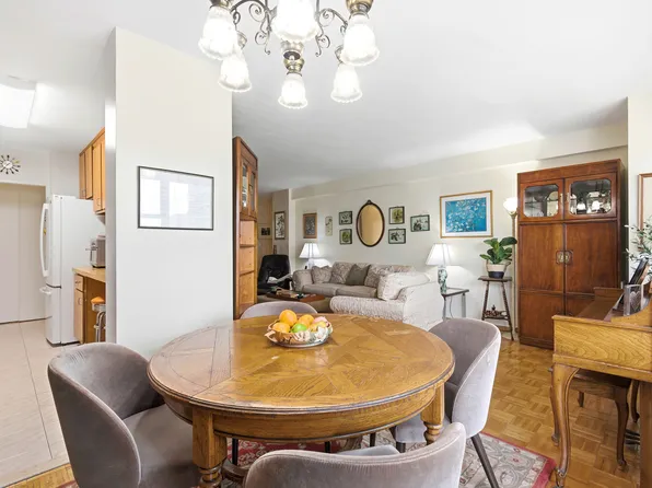 2930 West 5th Street image 6 of 20