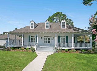 3904 Lake Larouge Dr, Baton Rouge, LA 70816
