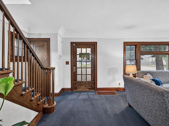 4th image of 3956 Quail Ave N