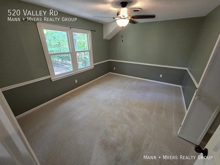 520 Valley Rd — Photo 31