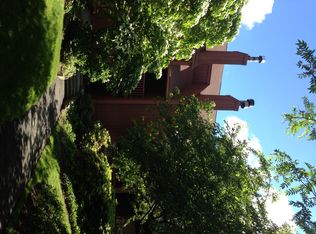 583 Sanderling Ct, Secaucus, NJ 07094