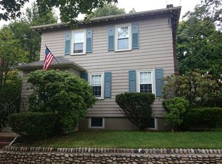 40 New Haven St, West Roxbury, MA 02132