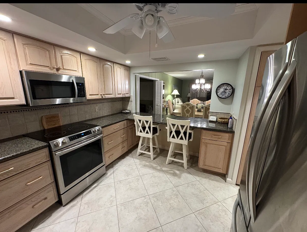 2 bed, 1450 sqft, $8,500 — Photo 3