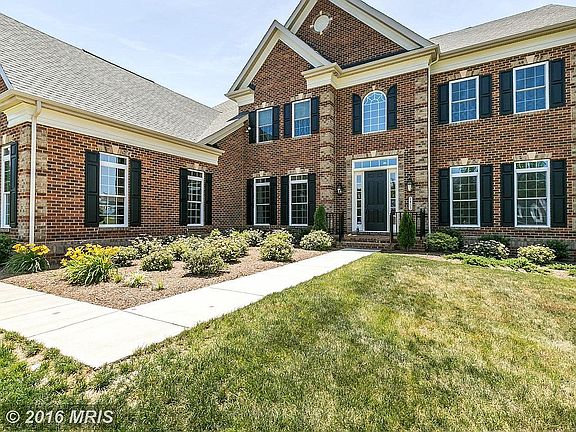 4th image of 1403 Falls Run Ct