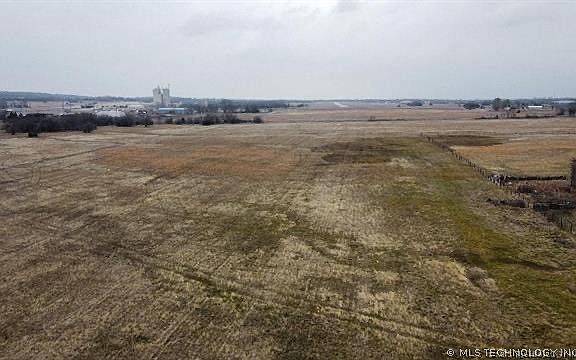 3rd image of Oak Rdg