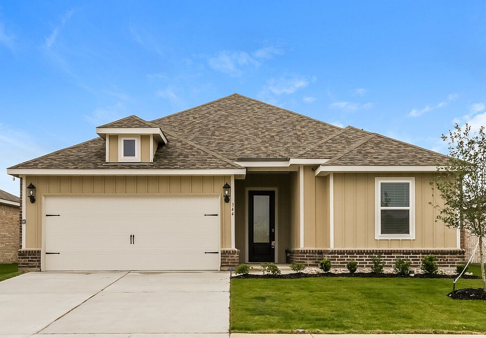 1st image of 344 Live Oak Ln