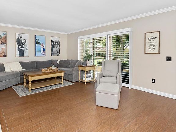 2nd image of 7057 Poco Senda