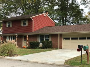 114 Iroquois Trl, Ona, WV 25545