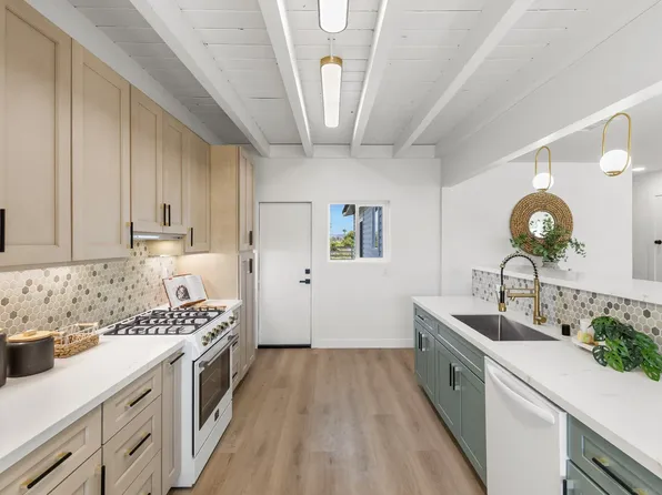 2846 Cedar Rd, Oceanside, CA 92056