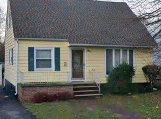 156 Englewood Ave, Teaneck, NJ 07666