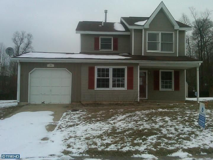 1st image of 26 Danbury Dr