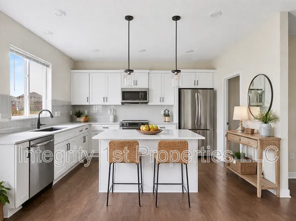 18220 Depot St, Overland Park, KS 66013