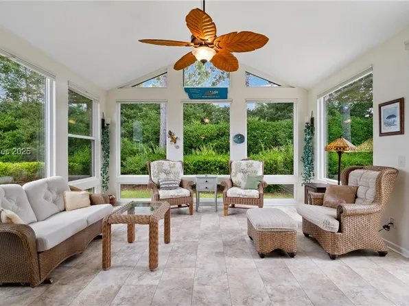 525 Colonel Thomas Heyward Rd, Okatie, SC 29909