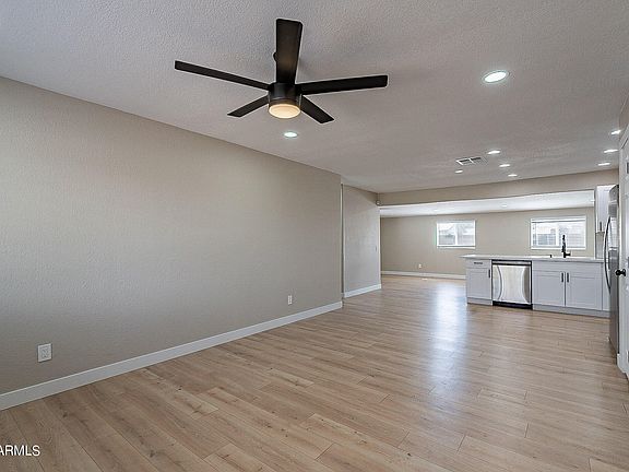 4th image of 3629 W GALVESTON Street