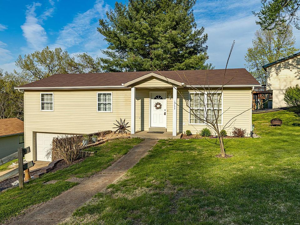 2nd image of 1753 Scenic Meadows Dr