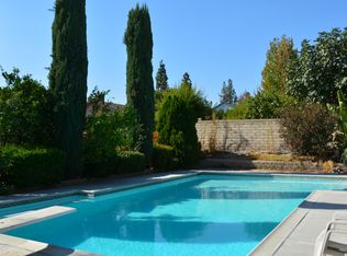 523 Green River Rd, Walnut, CA 91789