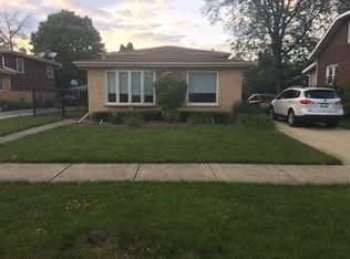 1028 Hollywood Ave, Des Plaines, IL