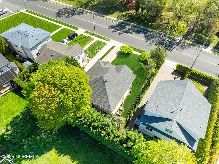 230 Norwood Ave — Photo 44