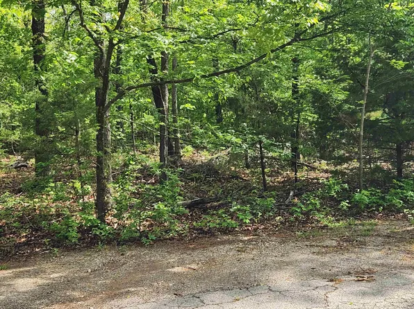 Paiute Dr, Cherokee Village, AR 72529