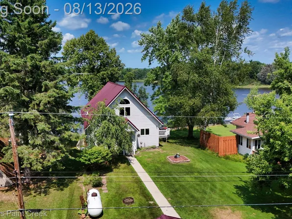 3467 Deerfield Ln, Lupton, MI 48635
