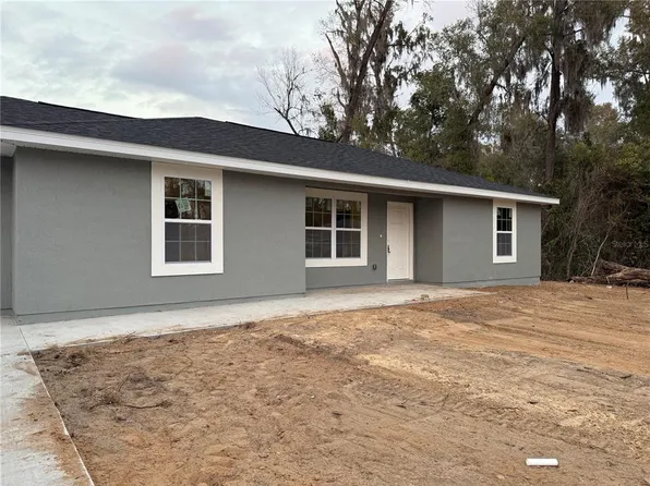 5 Guava Pass, Ocklawaha, FL 32179