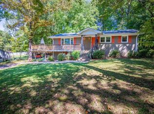 420 Wood St, Central, SC 29630