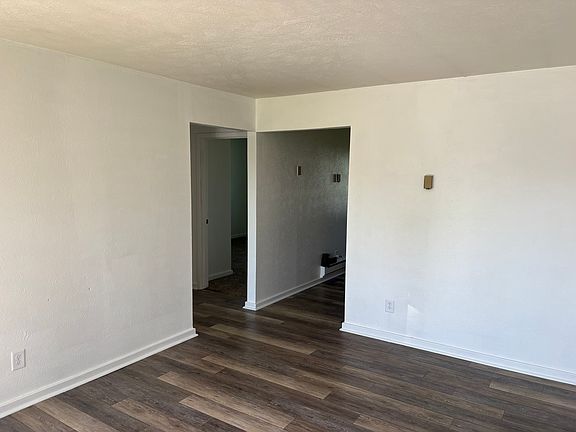 2nd image of 1680 E 225 S #31