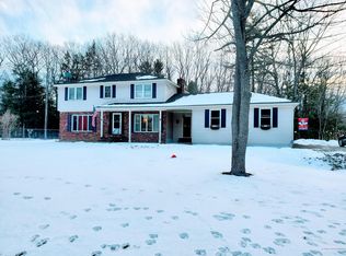 5 Warren Ter, Winslow, ME 04901