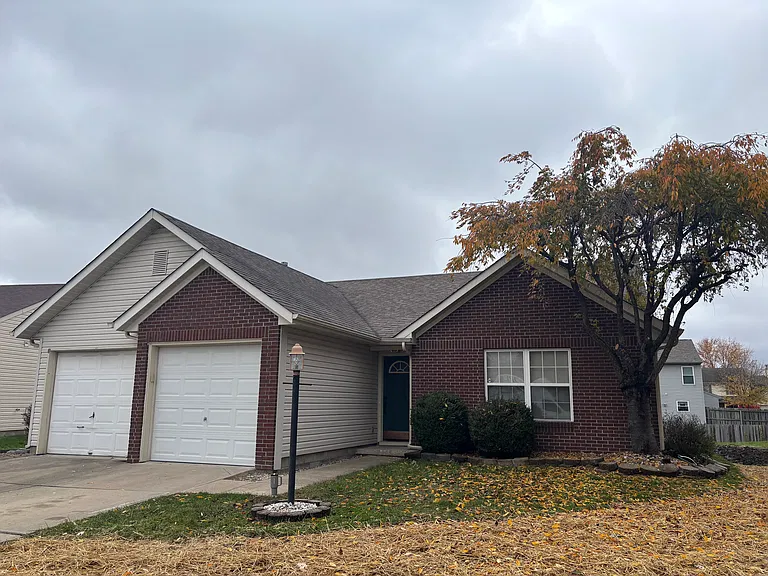 1402 Millridge Dr — Photo 1