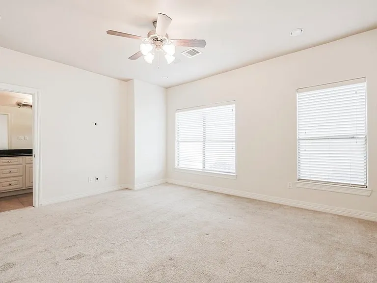 5345 Live Oak St — Photo 7