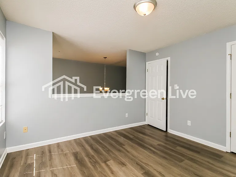 6640 Sunset Valley Cir — Photo 11