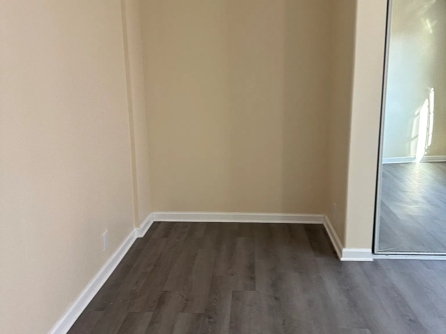 2 bed, $2,600 — Photo 1
