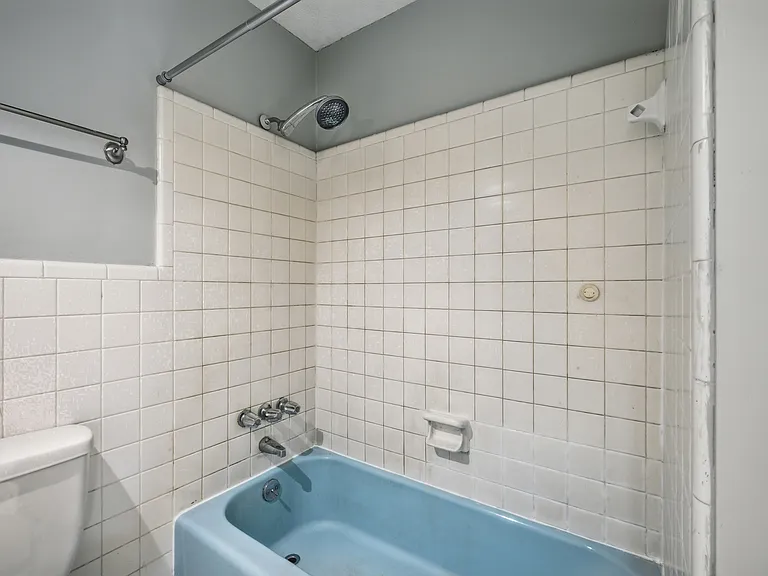 1906 Elaine Ave — Photo 17