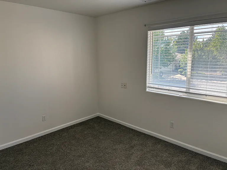 5122 Mesa Verde Dr — Photo 6